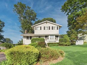 5 Gristmill Drive, Kings Park NY 11754