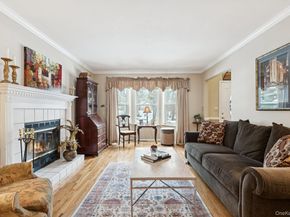 2 Robert Crescent, Stony Brook NY 11790