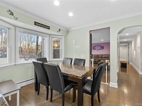 21 Rawlings Drive, Melville NY 11747