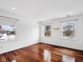 5 Pine Street, Plainview NY 11803