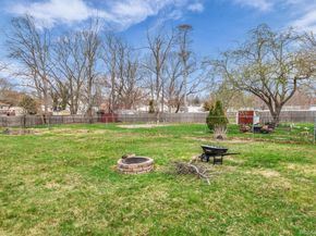 1520 N Thompson Drive, Bay Shore NY 11706
