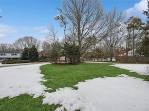 5 Wedgewood Drive, Coram NY 11727