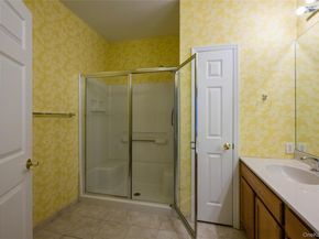 92 Pond View, Port Washington NY 11050