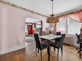 8 Henry Place, Bay Shore NY 11706