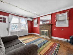 8 Henry Place, Bay Shore NY 11706