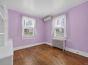 8 Henry Place, Bay Shore NY 11706