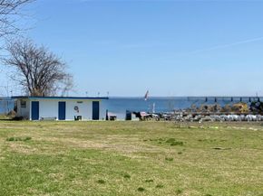40 Davenport Avenue 1L, New Rochelle NY 10805
