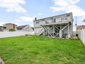 801 S Long Beach Avenue, Freeport NY 11520