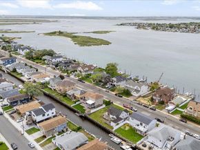 801 S Long Beach Avenue, Freeport NY 11520