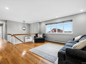 801 S Long Beach Avenue, Freeport NY 11520