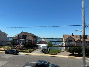 801 S Long Beach Avenue, Freeport NY 11520