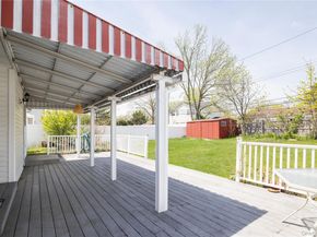 88 14th Street, Hicksville NY 11801