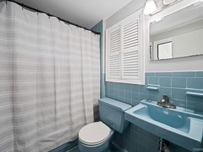 580 Center Briarwood Avenue, West Islip NY 11795