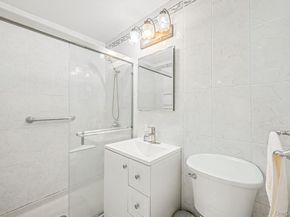 166-25 powells cove blvd 15G, Beechhurst NY 11357
