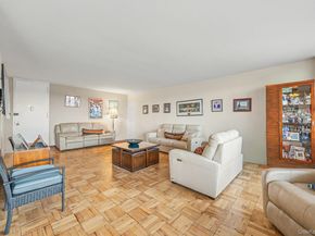 166-25 powells cove blvd 15G, Beechhurst NY 11357