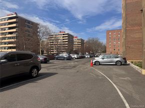 166-25 powells cove blvd 15G, Beechhurst NY 11357