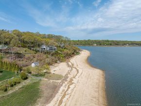 6 Lloyd Haven Drive, Lloyd Harbor NY 11743