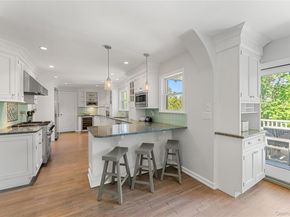 33 Byron Lane, Larchmont NY 10538