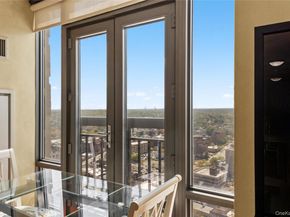 10 City Place PH2C, White Plains NY 10601