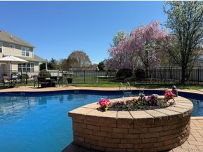 39 Sherwood Drive, Shoreham NY 11786