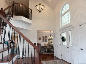 39 Sherwood Drive, Shoreham NY 11786