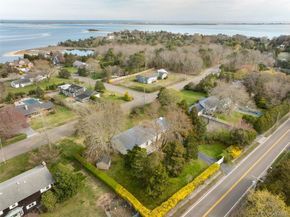 4 Hampton Harbor Lane, Hampton Bays NY 11946