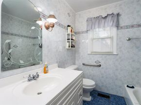 4 Hampton Harbor Lane, Hampton Bays NY 11946