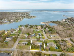 4 Hampton Harbor Lane, Hampton Bays NY 11946