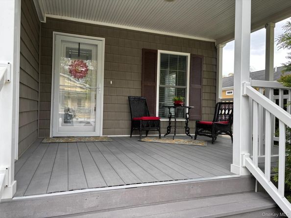 1661 OLD COUNTRY Road 539, Riverhead NY 11901