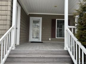 1661 OLD COUNTRY Road 539, Riverhead NY 11901