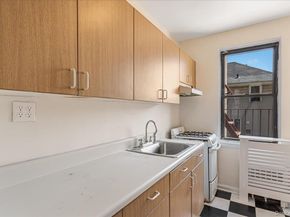 257 Beach 128th Street 2B, Belle Harbor NY 11694
