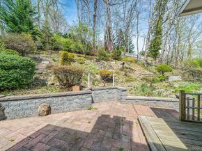 210 Mill Dam Court, Centerport NY 11721