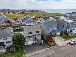 912 Pacific Street, Lindenhurst NY 11757