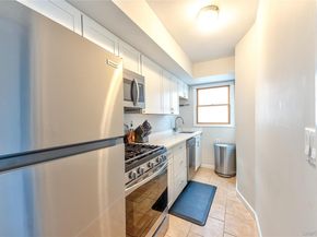 912 Pacific Street, Lindenhurst NY 11757