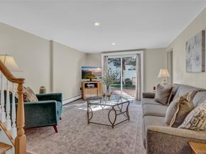 10 Dale Court, Massapequa NY 11758