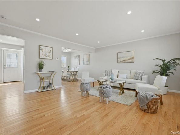 2726 Orchard Street, North Bellmore NY 11710