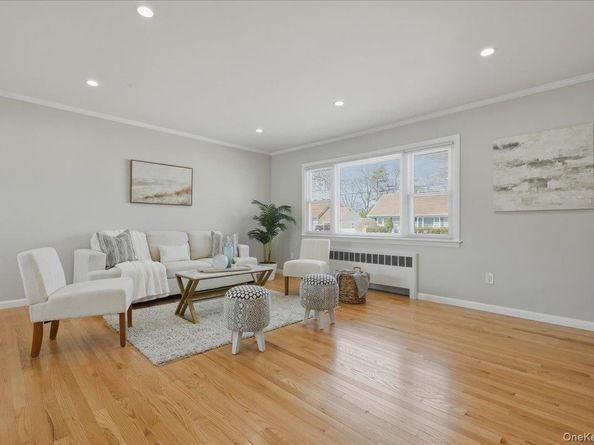 2726 Orchard Street, North Bellmore NY 11710
