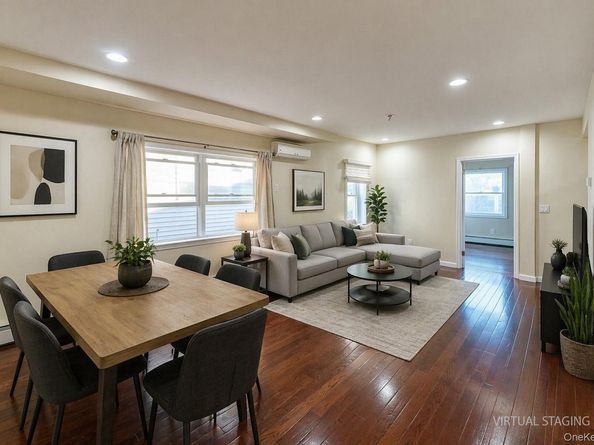 61-20 220th Street, Bayside NY 11364