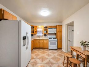 14 Cleaves Avenue, Hempstead NY 11550