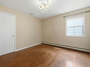 9 Oxford Court, Wheatley Heights NY 11798