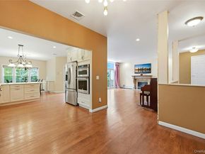9 Oxford Court, Wheatley Heights NY 11798