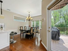 9 Oxford Court, Wheatley Heights NY 11798