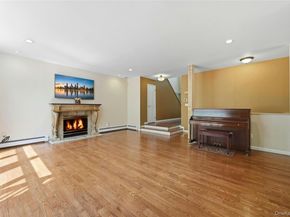 9 Oxford Court, Wheatley Heights NY 11798