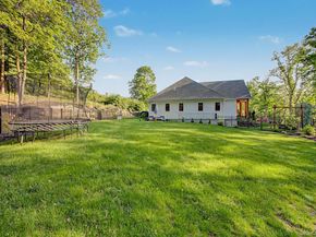 40 Hamilton Drive, Chappaqua NY 10514