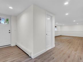 15 Glenwood Lane, Huntington NY 11743
