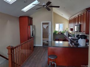 10 James Street, East Rockaway NY 11518