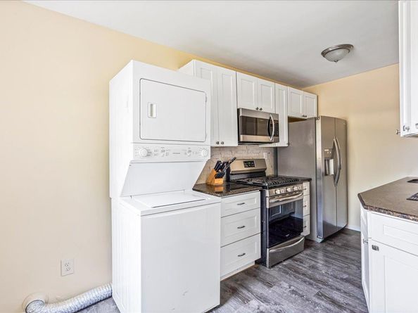 16-37 Utopia Parkway 233, Whitestone NY 11357