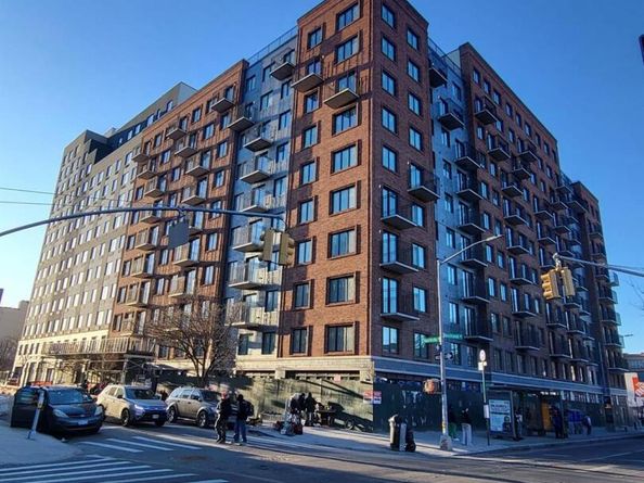 610 Dekalb Avenue 4, Brooklyn NY 11205