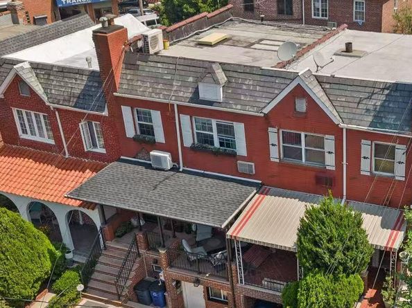 51-29 69th Place, Woodside NY 11377