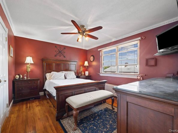 51-29 69th Place, Woodside NY 11377